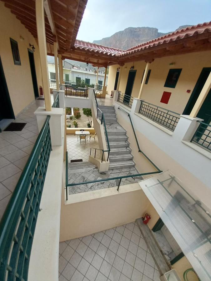 Costa-Rini Hotel Leonídion Exteriör bild