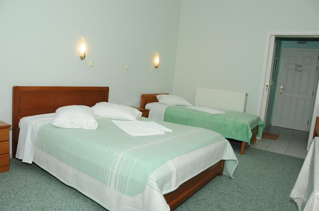 Costa-Rini Hotel Leonídion Rum bild