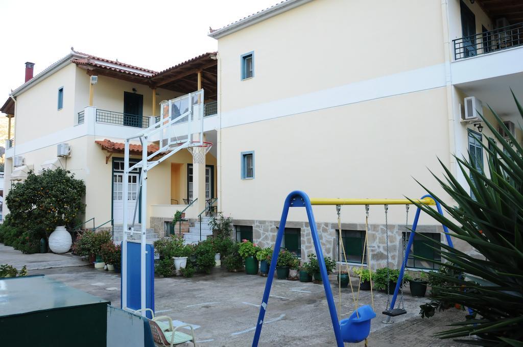 Costa-Rini Hotel Leonídion Rum bild